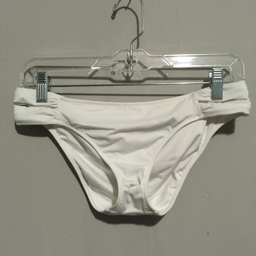 White VS Bikini Bottom